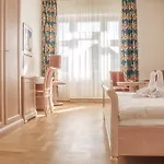 Ξενοδοχείο Augustenhof 3*