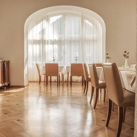 Augustenhof Hotel 3*